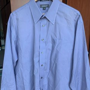Men’s cornflower blue long sleeve button up